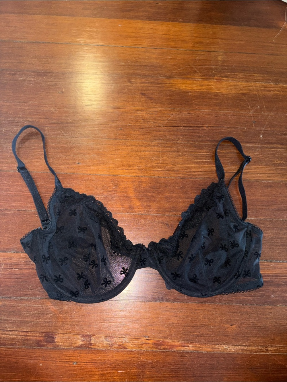 VS Tease Unlined Demi Bra